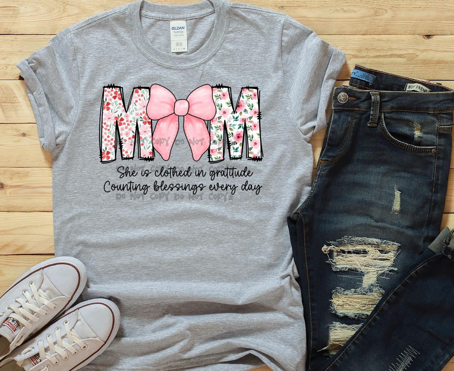 Mom Pink Bow T-Shirt