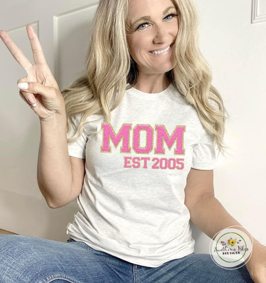 Mom Est Custom Name & Year Pink Chenille Letters Look T-shirt